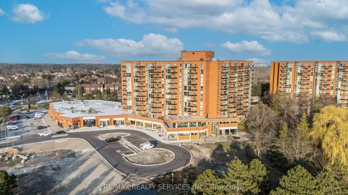 10-30 Dean Park Rd, Scarborough, ON, M1B3H1 | Card Image