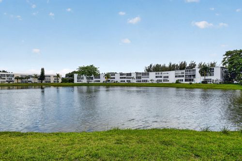 202 Wellington D, West Palm Beach, FL, 33417-2545 | Card Image