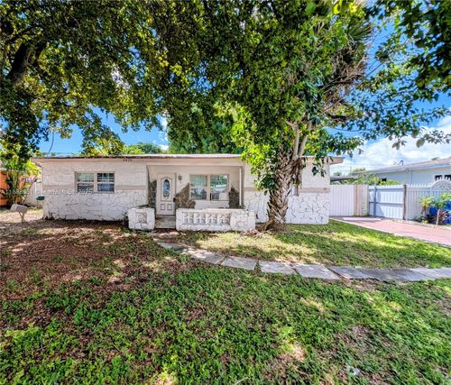 6470 Miramar Pkwy, Miramar, FL, 33023-3878 | Card Image