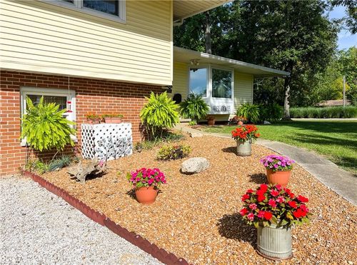 9865 N Old Us Highway 41, Farmersburg, IN, 47850-8041 | Card Image