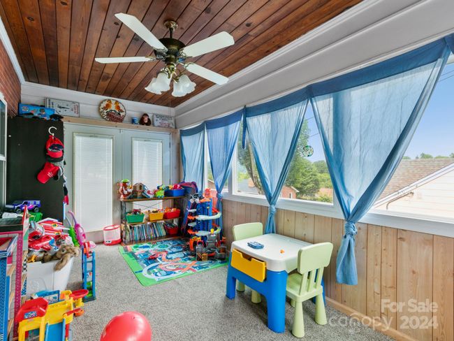 63 Ford St, House other with 3 bedrooms, 2 bathrooms and null parking in Canton NC | Image 11