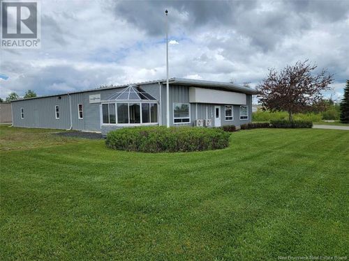 1780 Connolly Ave, Bathurst, NB, E2A4W7 | Card Image