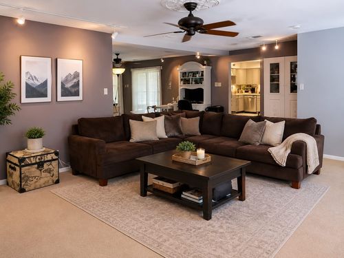 2808 Tanglewood Dr, Commerce, TX, 75428-3812 | Card Image
