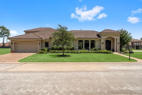 34 W Shadow Creek Villas Loop, Spring, TX, 77389-4376 | Card Image