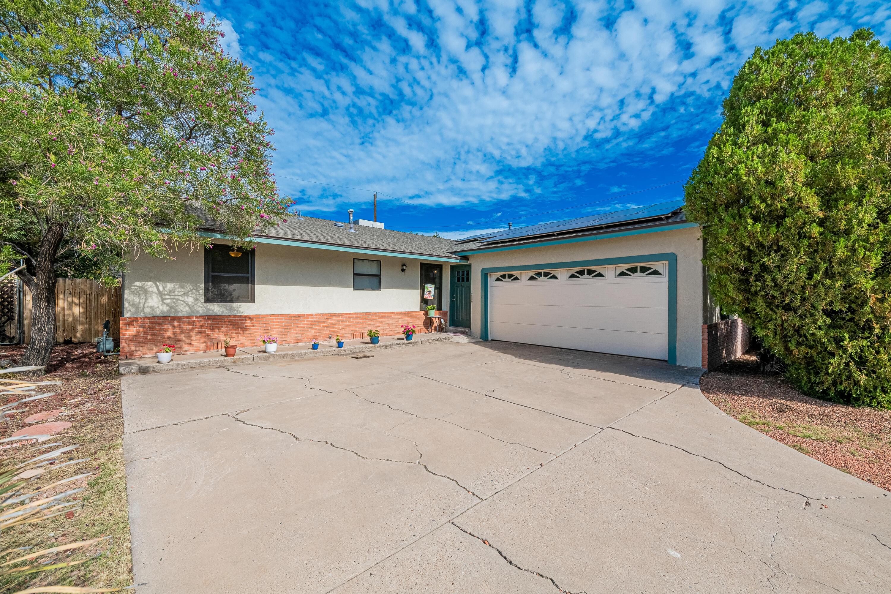 19th St, Albuquerque, NM 87104