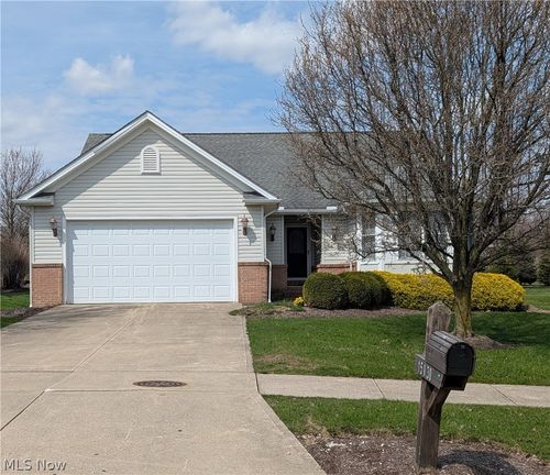 15130 Sawgrass Ln, Middlefield, OH, 44062-9044 | Card Image
