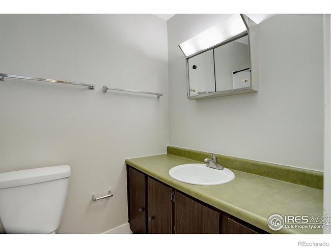 Bath with Tub/Shower | Image 15