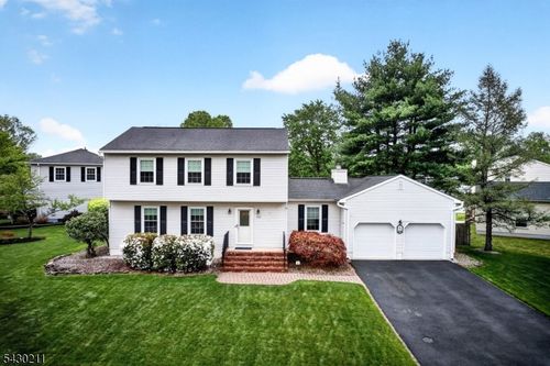 610 Van Liew Ct, Hillsborough, NJ, 08844-3422 | Card Image