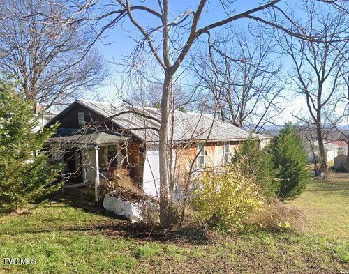 603 Stanley Ave, Johnson City, TN, 37604-4436 | Card Image