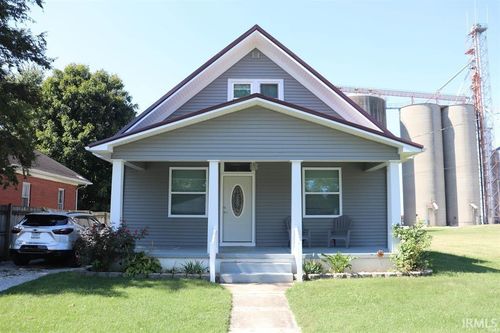 814 N Jackson St, Huntingburg, IN, 47542-1035 | Card Image