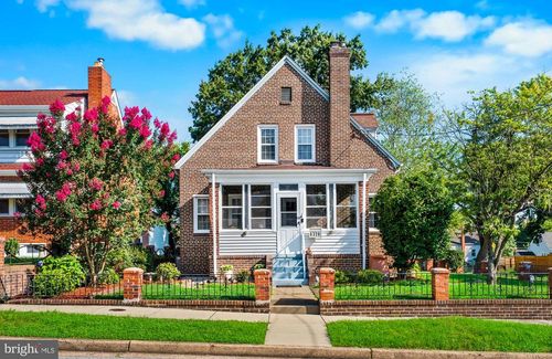6328 Foster St, DISTRICT HEIGHTS, MD, 20747-4928 | Card Image