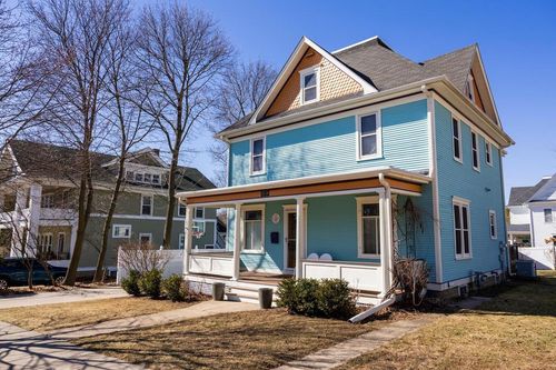 210 S 6th Street, Mount Horeb, WI, 53572 | Card Image