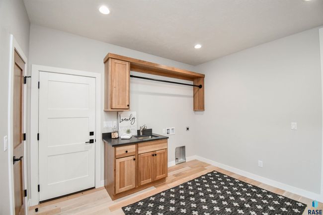 6504 E Hawker Trl, House other with 5 bedrooms, 4 bathrooms and null parking in Sioux Falls SD | Image 28