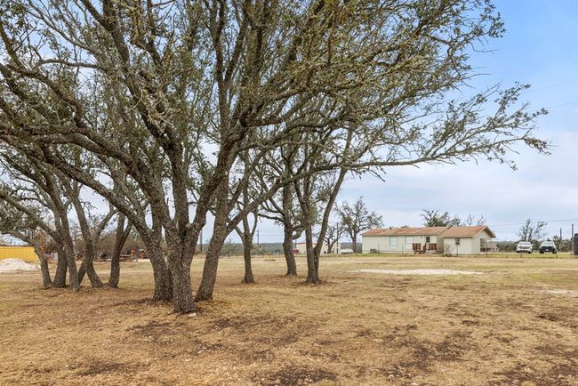 108 Gammenthaler Ln, House other with 3 bedrooms, 2 bathrooms and 1 parking in Harper TX | Image 16