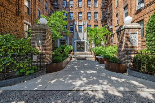 e6-570 Westminster Rd, Brooklyn, NY, 11230-1414 | Card Image