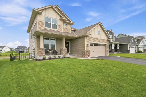 2107 Balsam Way, Lino Lakes, MN, 55038-4704 | Card Image