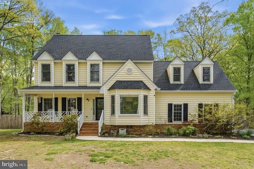 8618 Creek Ct, White Plains, MD, 20695-2602 | Card Image