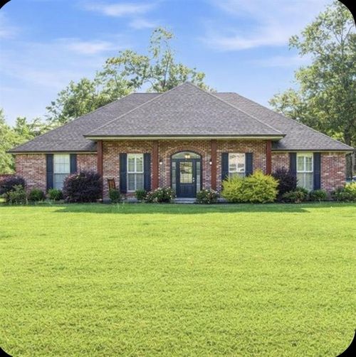 1543 Holly Run Dr, Lake Charles, LA, 70611-3743 | Card Image