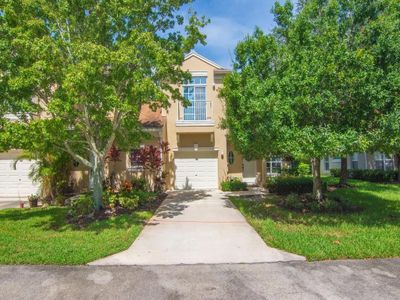 1893 77th Dr, Townhouse with 2 bedrooms, 2 bathrooms and null parking in Vero Beach FL | Image 1