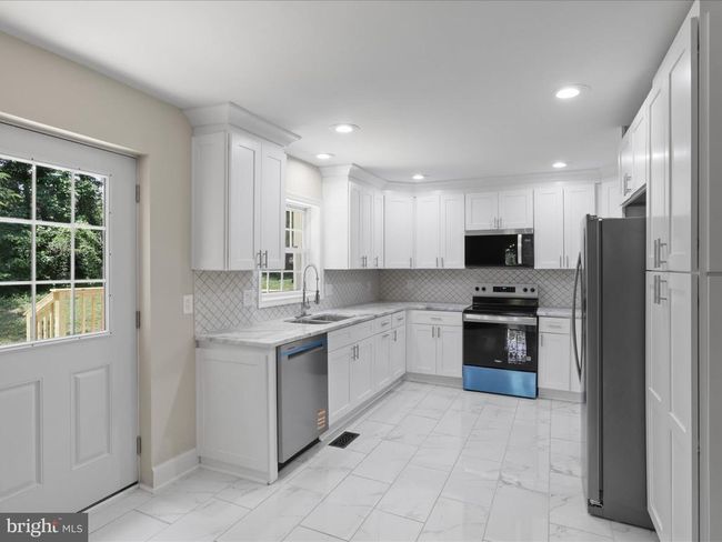 18820 Kerill Rd, House other with 5 bedrooms, 3 bathrooms and null parking in TRIANGLE VA | Image 39