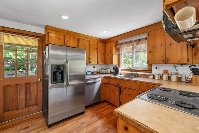222 Main St, House other with 4 bedrooms, 3 bathrooms and null parking in Alton NH | Image 5