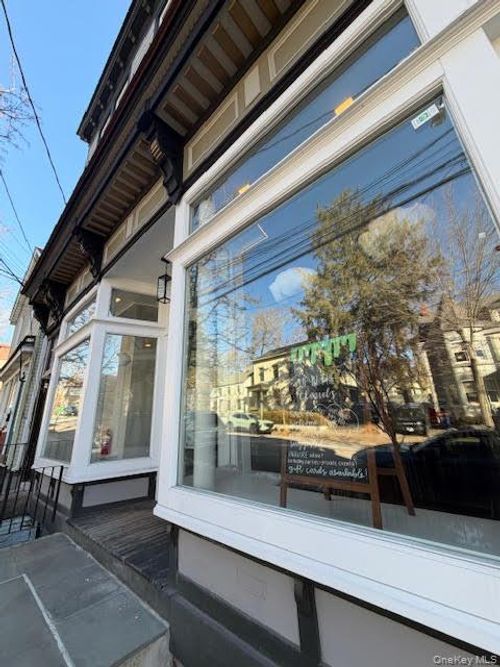 161 Main St, Cold Spring, NY, 10516-2818 | Card Image