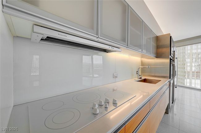 UNIT-1412 - 3722 Las Vegas Blvd S, Condo with 1 bedrooms, 1 bathrooms and null parking in Las Vegas NV | Image 13