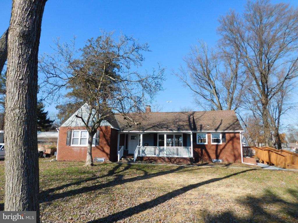 Kings Hwy, Mount Ephraim, NJ 08059