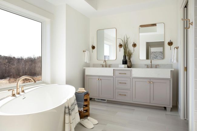Photo from a previous project. Final design and features tailored to the Buyer’s preferences. | Image 10