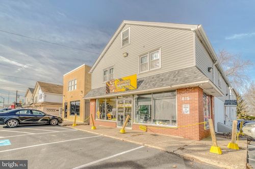 815 State Rd, CROYDON, PA, 19021-6116 | Card Image