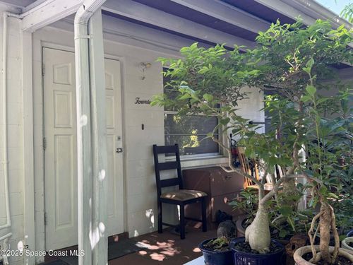 14 W Alma Dr, Melbourne, FL, 32935-6706 | Card Image