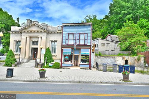 8 S Main St, PORT DEPOSIT, MD, 21904-1726 | Card Image