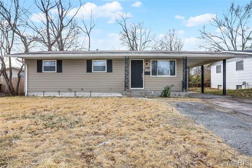 506 Dornoch Dr, Saint Louis, MO, 63137-3726 | Card Image