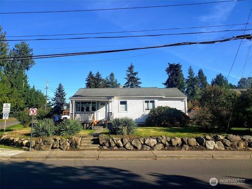 13502 24th Ave S, SeaTac, WA, 98168-3846 | Card Image