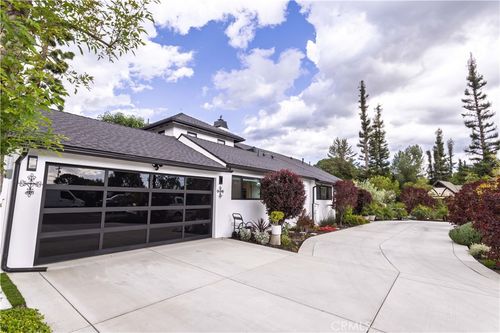 8602 Shoshone Ave, Sherwood Forest, CA, 91325-3119 | Card Image