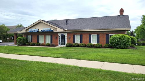 200-42448 Cherry Hill Rd, Canton, MI, 48187-3693 | Card Image