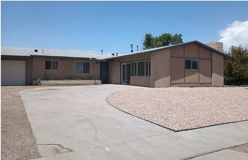 2330 Calle Reina, Santa Fe, NM, 87507-6908 | Card Image