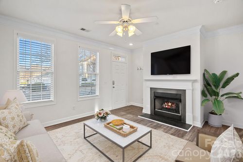 121 Quarter Ln, Mooresville, NC, 28117-6926 | Card Image