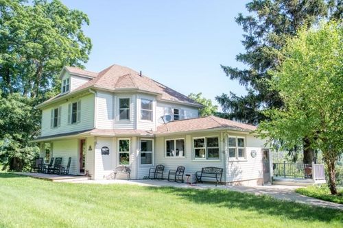 2181 S Irish Hollow Rd, Galena, IL, 61036-9483 | Card Image