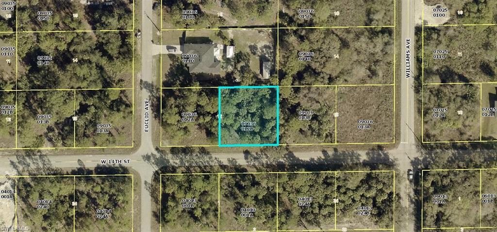 Land in LEHIGH ACRES