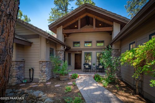 3200 W Crestview Dr, Prescott, AZ, 86305-7047 | Card Image