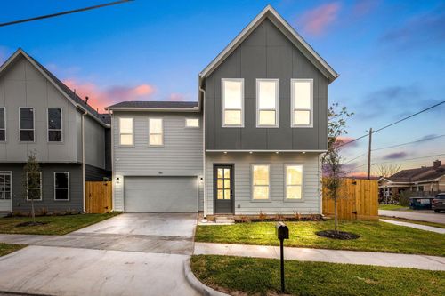 751 Dumble St, Houston, TX, 77023-1315 | Card Image
