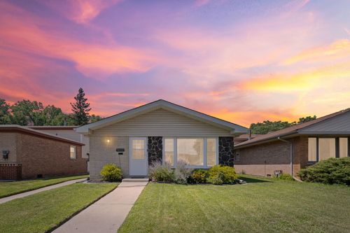 14112 S Saginaw Ave, Burnham, IL, 60633-2111 | Card Image