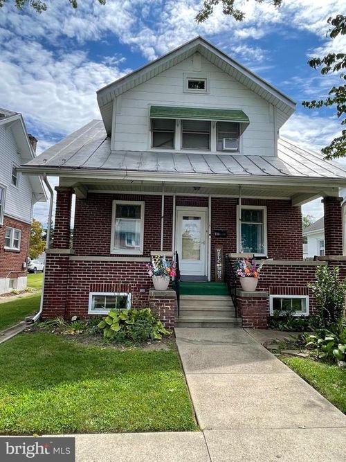 107 N Miller St, SHILLINGTON, PA, 19607-1819 | Card Image