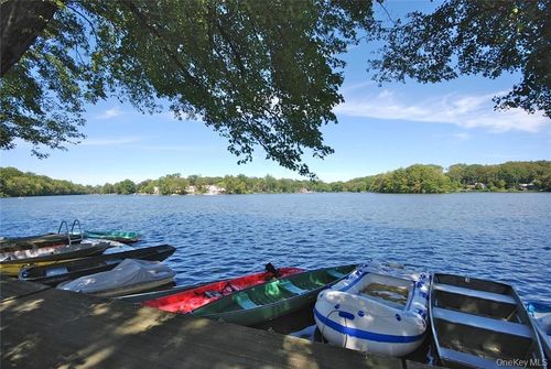 41 Waterside Close, Eastchester, NY, 10709 | Card Image
