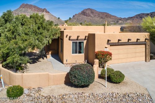 5660 W Triangle X Pl, Tucson, AZ, 85713-6760 | Card Image