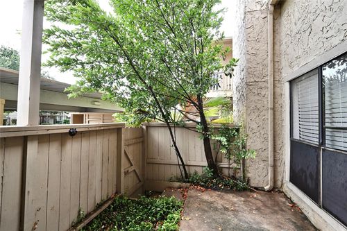 9407 Pagewood Ln, Houston, TX, 77063-5346 | Card Image