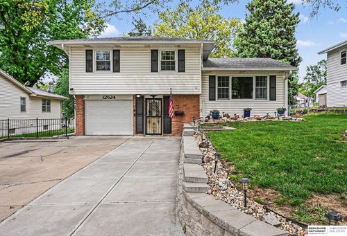 12624 O St, Omaha, NE, 68137-1907 | Card Image