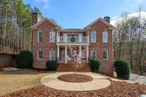325 Greystone Glen Cir, Hoover, AL, 35242-7137 | Card Image