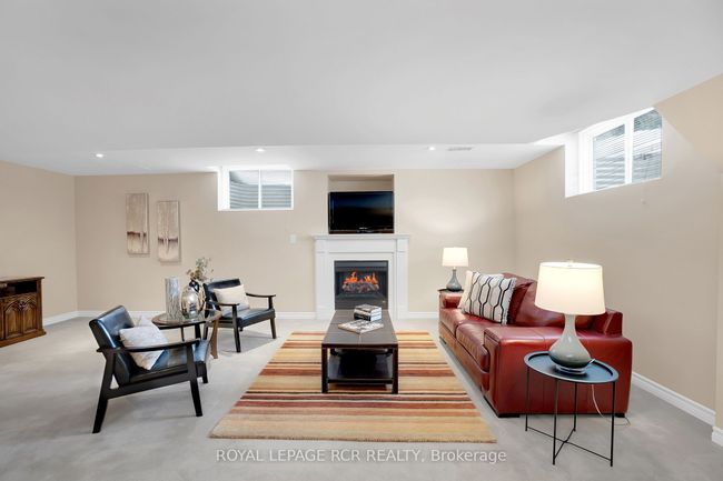 1 - 16 Zimmerman Dr, Condo with 3 bedrooms, 4 bathrooms and 2 parking in Caledon ON | Image 36
